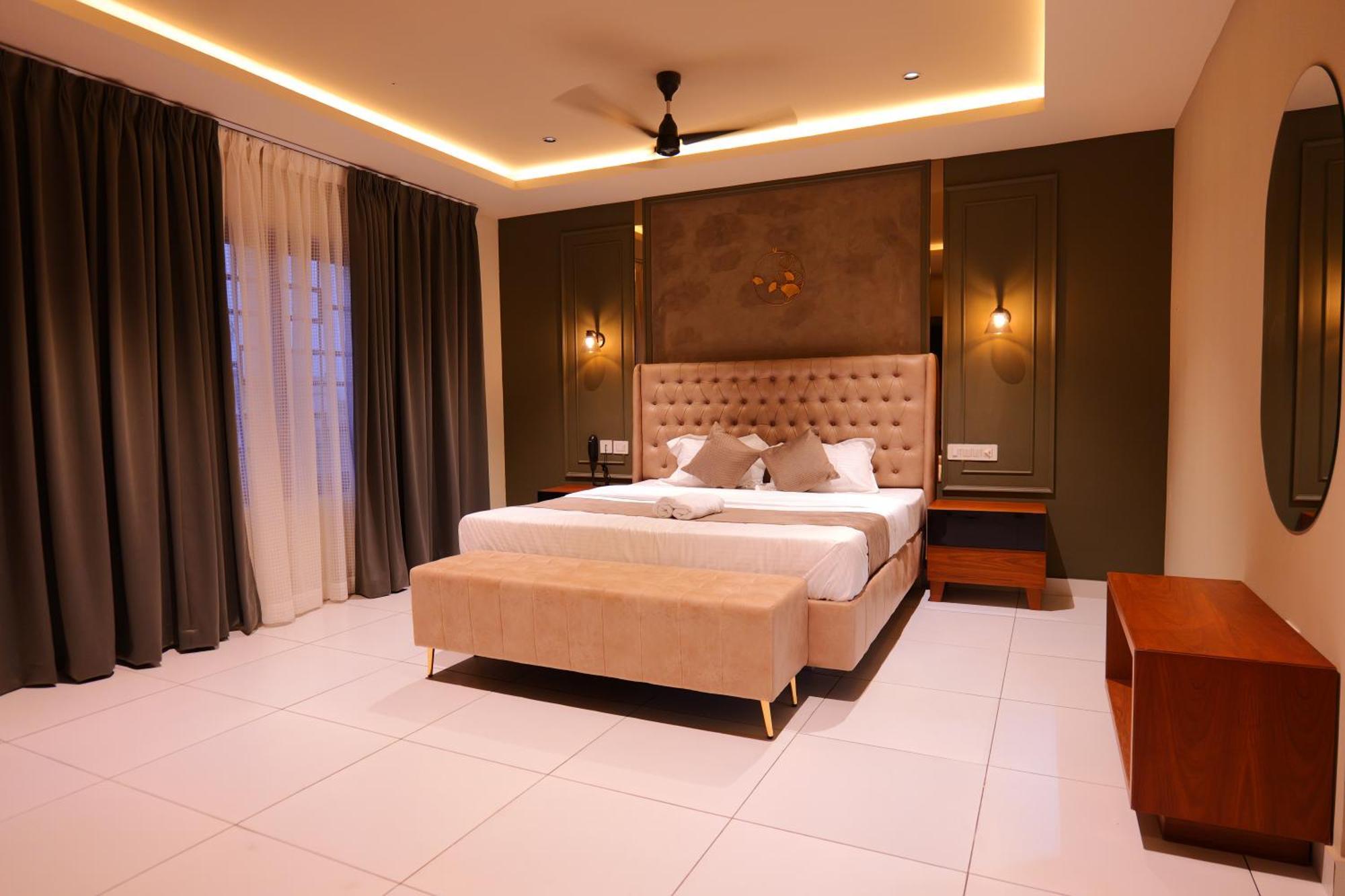 Hotel Classico International Kannangad Exterior photo